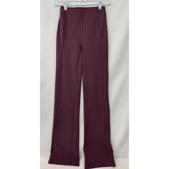 Lululemon Ribbed Softstreme Flared Casual Pant Regular Burgundy Gardy size 2 - Picture 6 of 14